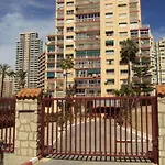 Edificio Alteanos V 아파트