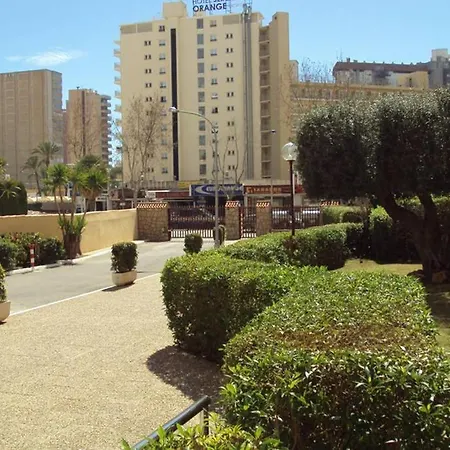 Edificio Alteanos V アパート ベニドルム