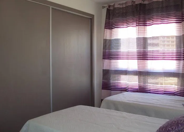 Edificio Alteanos V Apartment *